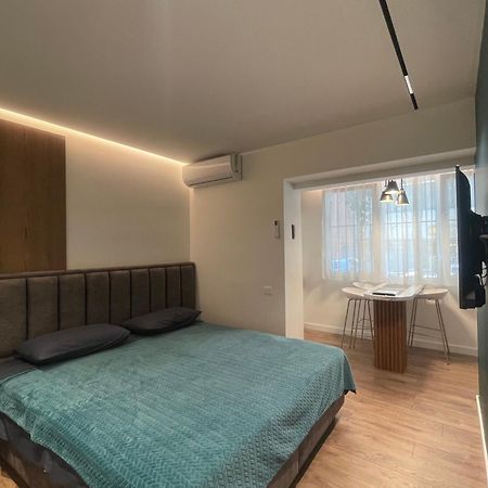Downtown Studio Apartments Tirana Eksteriør billede