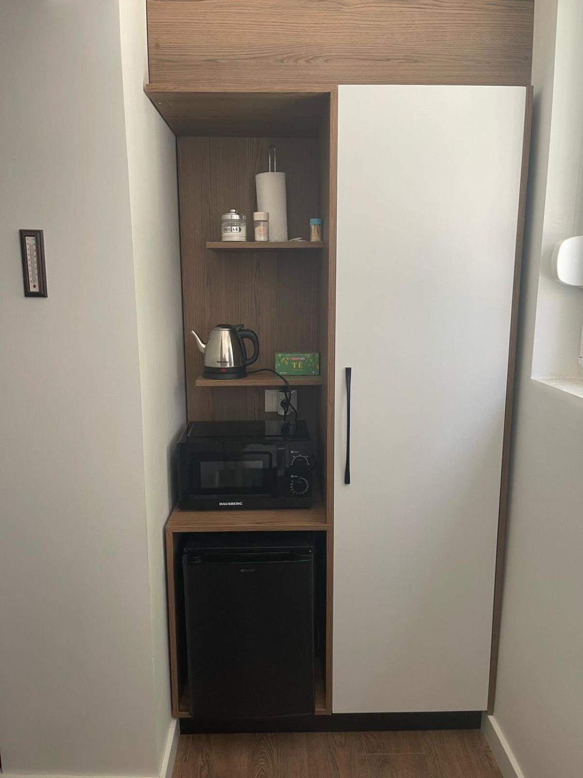 Downtown Studio Apartments Tirana Eksteriør billede